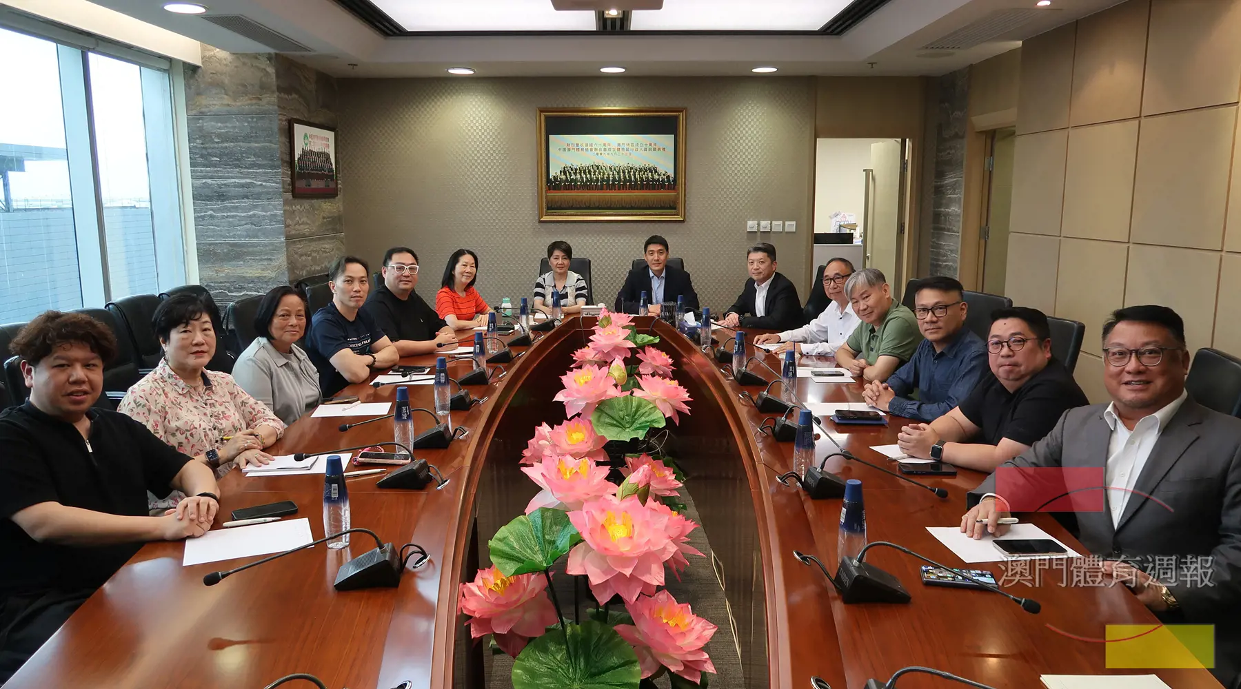 立法會議員梁安琪、馬志成到訪體聯，圍繞“三五”規劃諮詢文本展開會談.jpg