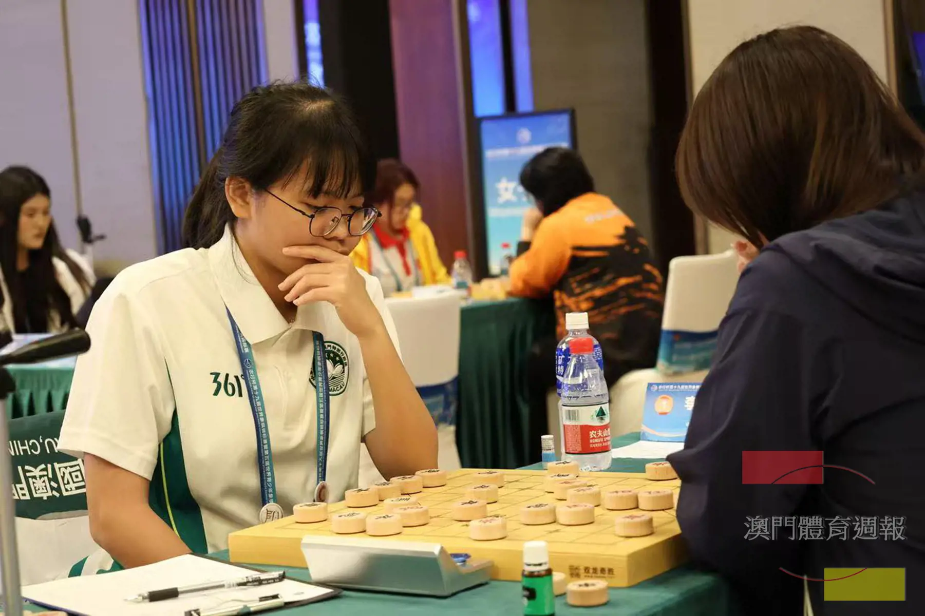 李凱雯以女子個人第六名晉升為棋聯大師.jpg