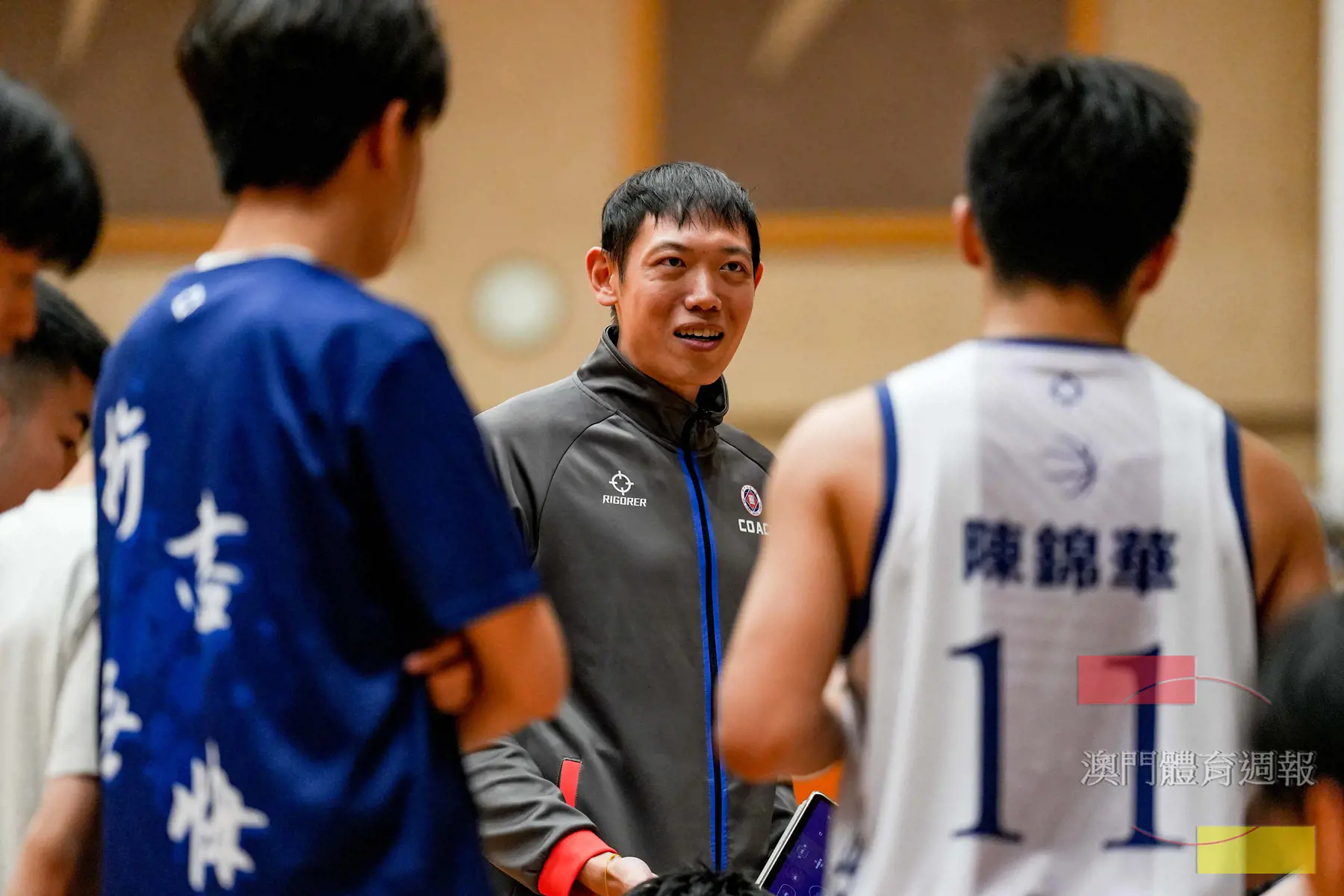 培正籃球隊師兄容毅燊以助教身份加入.jpg